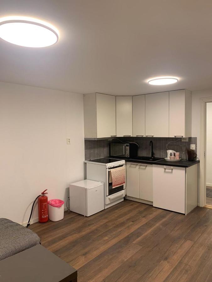 Beautiful 2 Rooms Apartment In Klofta,Near Oslo Airport& Oslo Exterior photo