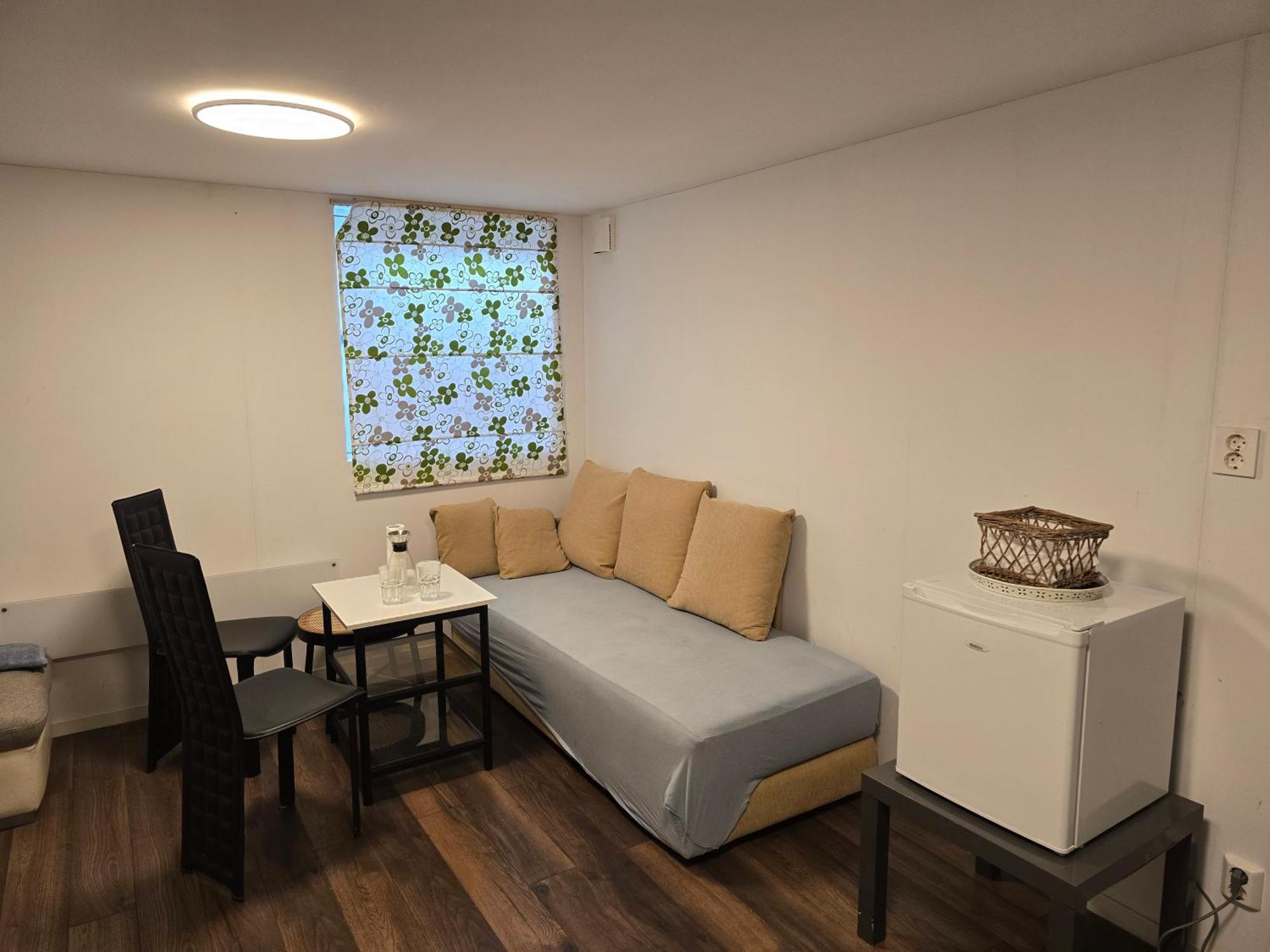 Beautiful 2 Rooms Apartment In Klofta,Near Oslo Airport& Oslo Exterior photo